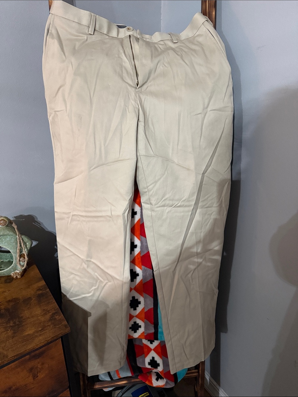 Haggar Men's Cream Chinos